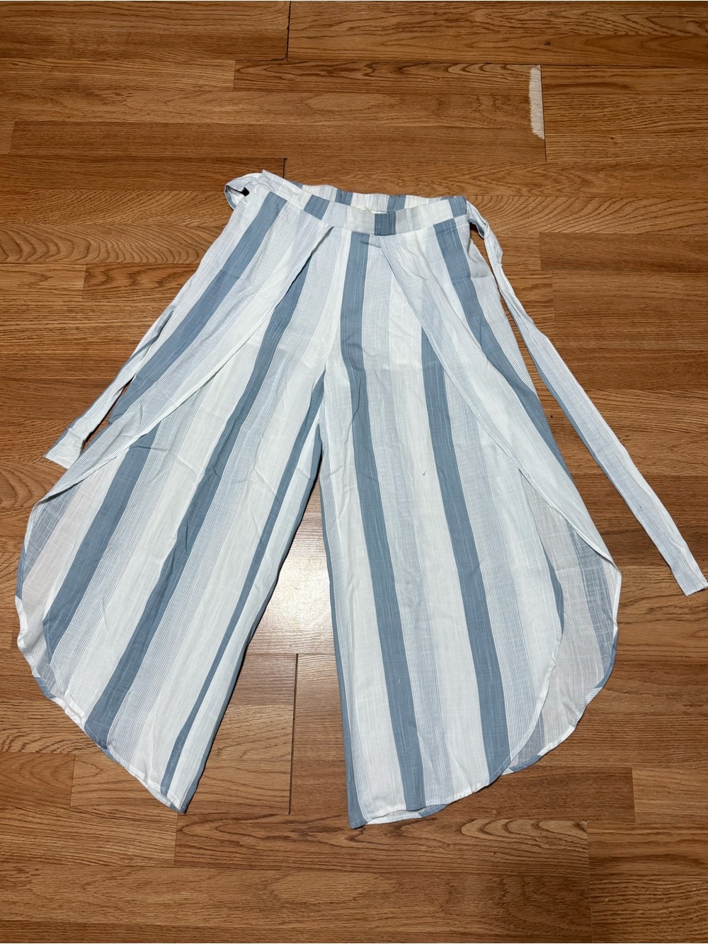 Women's Striped Wide-Leg Wrap Track Pants in Blue & White